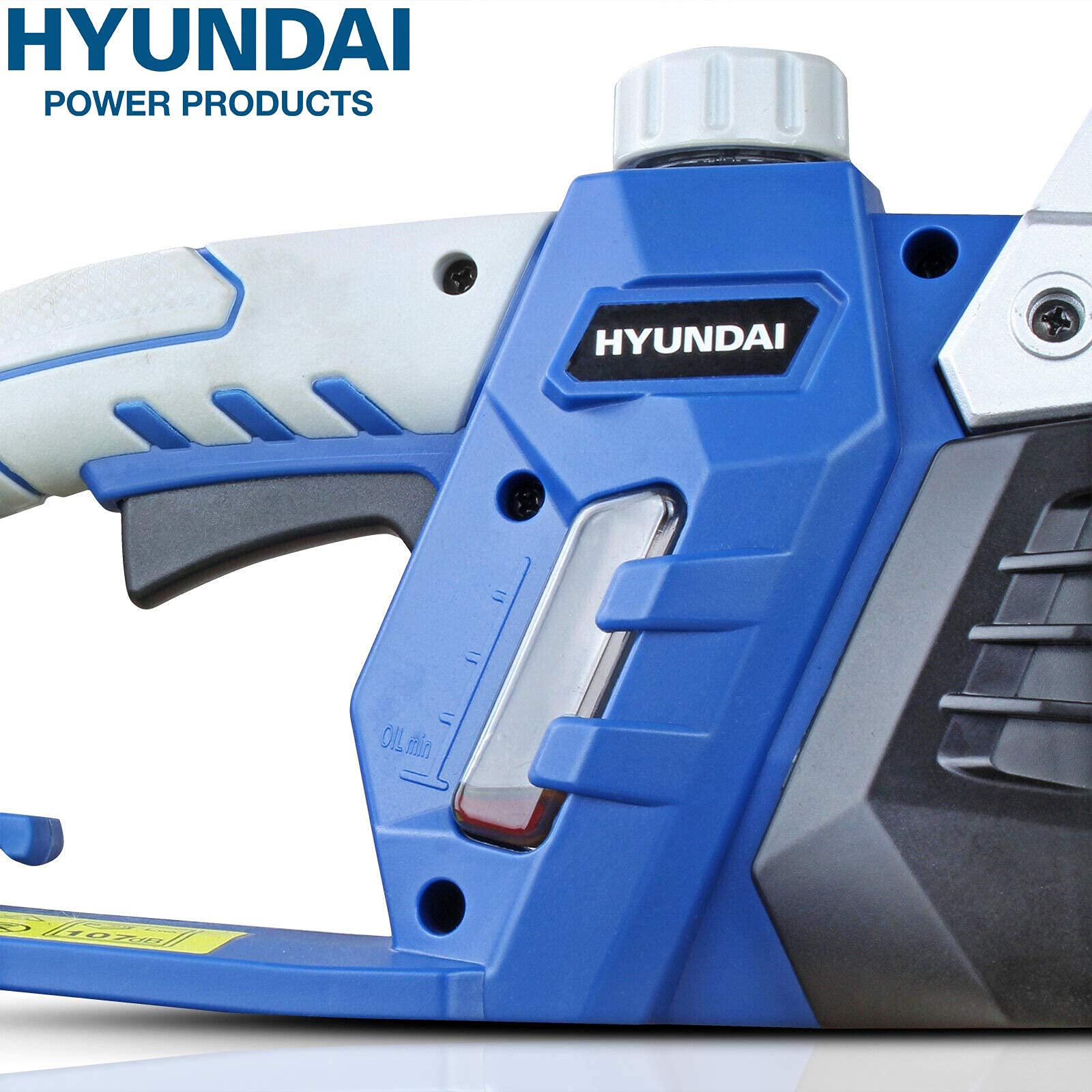 Hyundai Electric Chainsaw, 16'' / 40cm bar and Chain, 2400w / 2.4kW