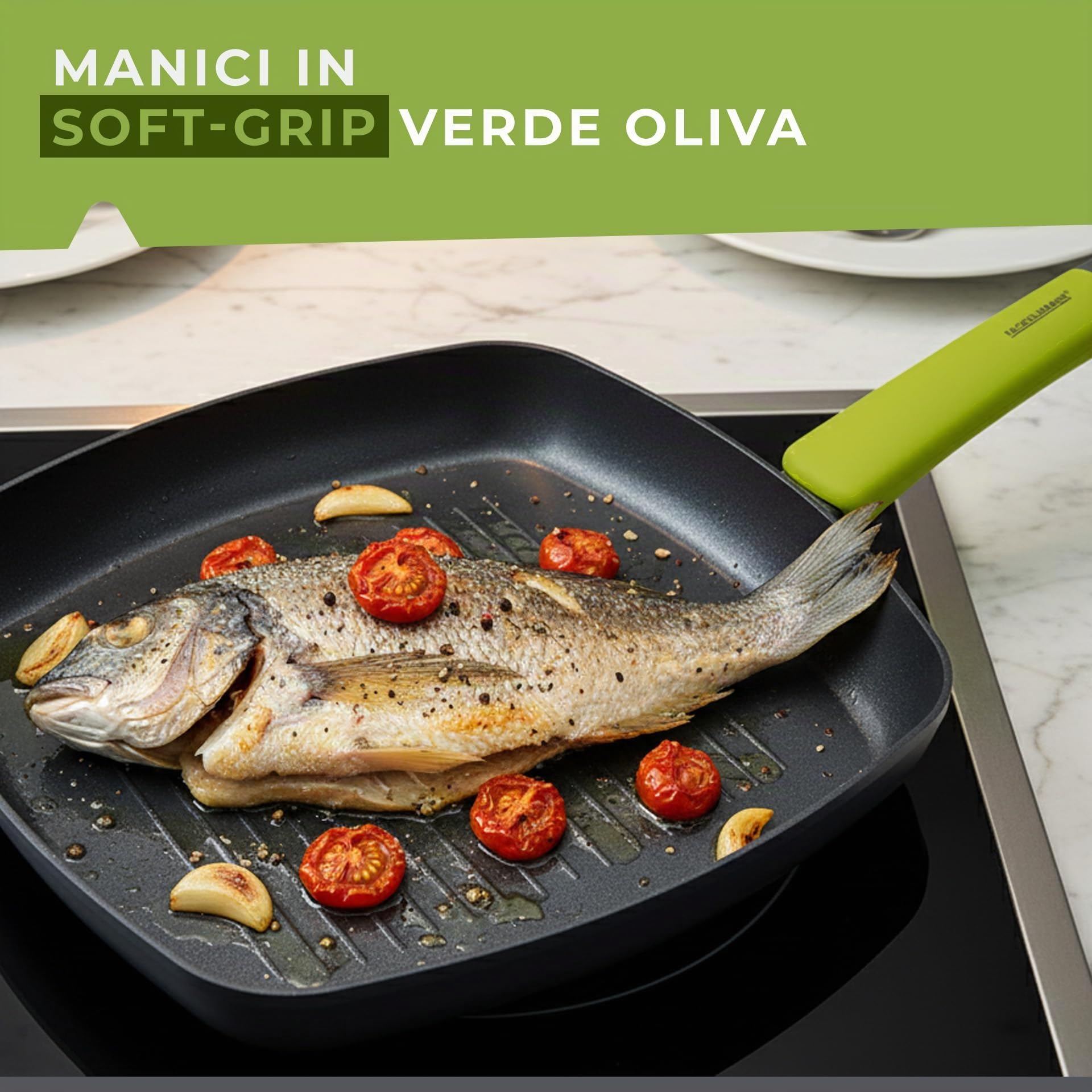 Fackelmann Bistecchiera Grill Antiaderente 28x28 cm in Alluminio Riciclato PFAS FREE, Padella Grill per Induzione con Rivestimento, Manico Soft Touch, Linea Oliva