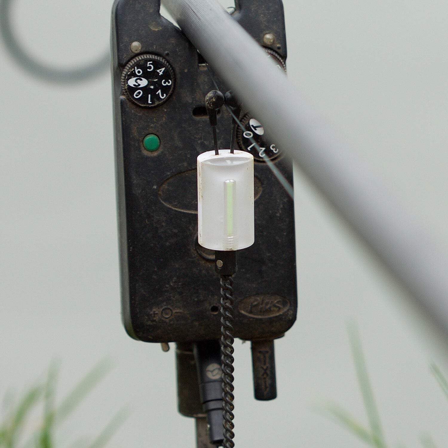 Korda Black and White Bobbins (Black, Medium)