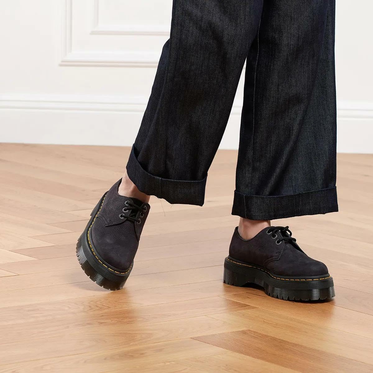 Dr. Martens Womens 1461 Quad Smooth Leather Platform Shoes