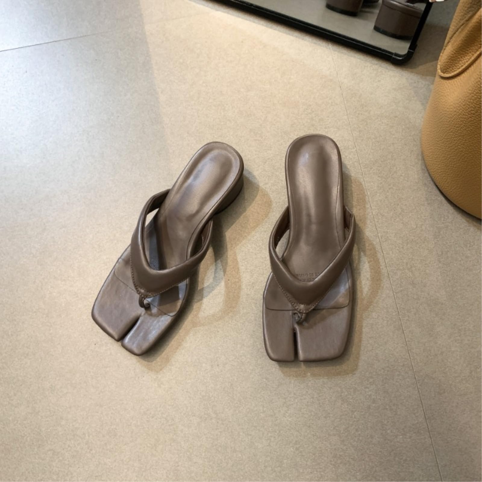 pantofole da donna estate aperta punta pizzico Toe Split-toe Design Donna 2026 Nuove infradito