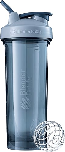 BlenderBottle - Botella mezcladora serie Pro ideal para batidos de proteínas y bebidas de preentrenamiento, 32 onzas, color gris piedra (Pebble Grey)