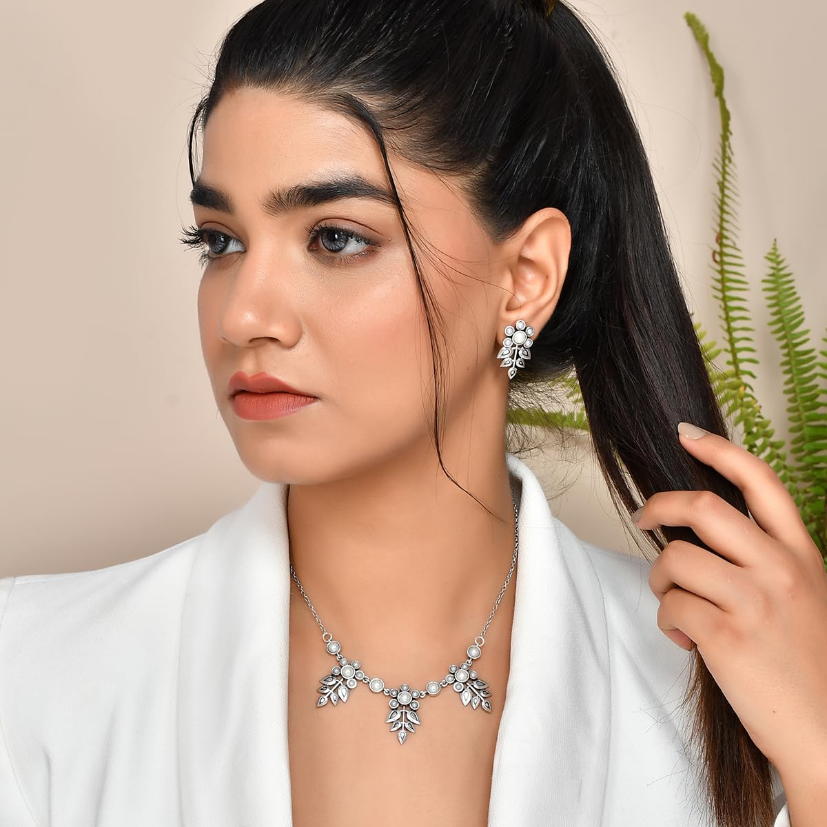 Fresh Fern Rue Necklace Set