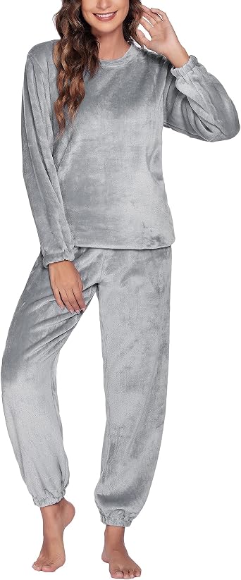 Amazon.com: Ekouaer Conjunto de pijama de forro polar para mujer, cálido y  ligero, conjunto de pijama de franela para correr, ropa de dormir S-3XL :  Ropa, Zapatos y Joyería