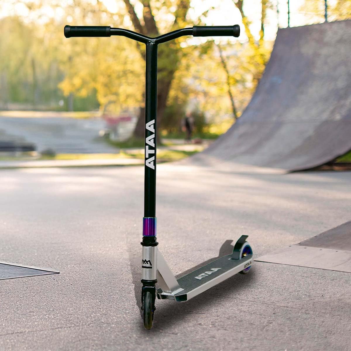 Patinete Freestyle ATAA Blazer Plateado para Trucos con Manillar Acero Ruedas PU 110 mm y rodamientos ABEC 9 a Partir de 10 años y para Adultos