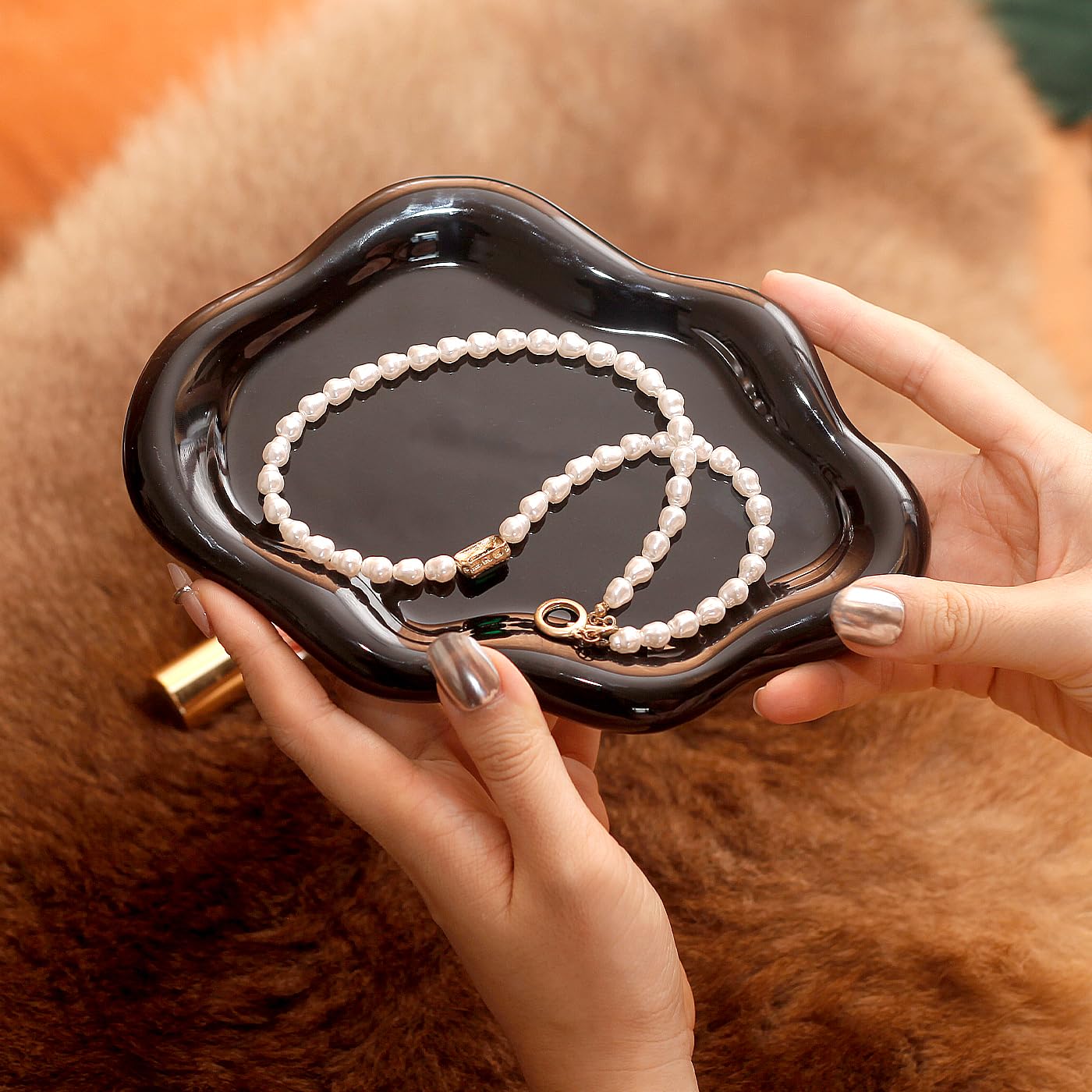 Jewelry Dish Trinket Tray for Women, Ring Dish Holder, Unique Cloud Shape Ceramic Plate Cute Things Vanity Aesthetic Room Decor Mother's Day Birthday (): Balck