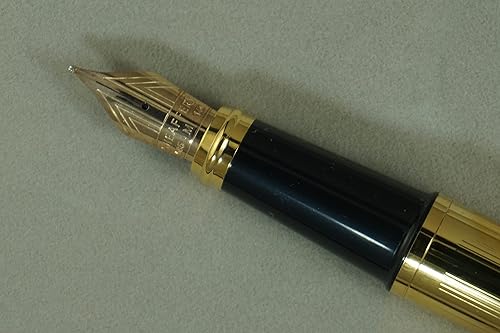 Miniatura 5 de Sheaffer Colección Cross Signature Prelude con barril y citas de oro de 22 quilates, pluma estilográfica sólida y estampada de oro de 14 quilates
