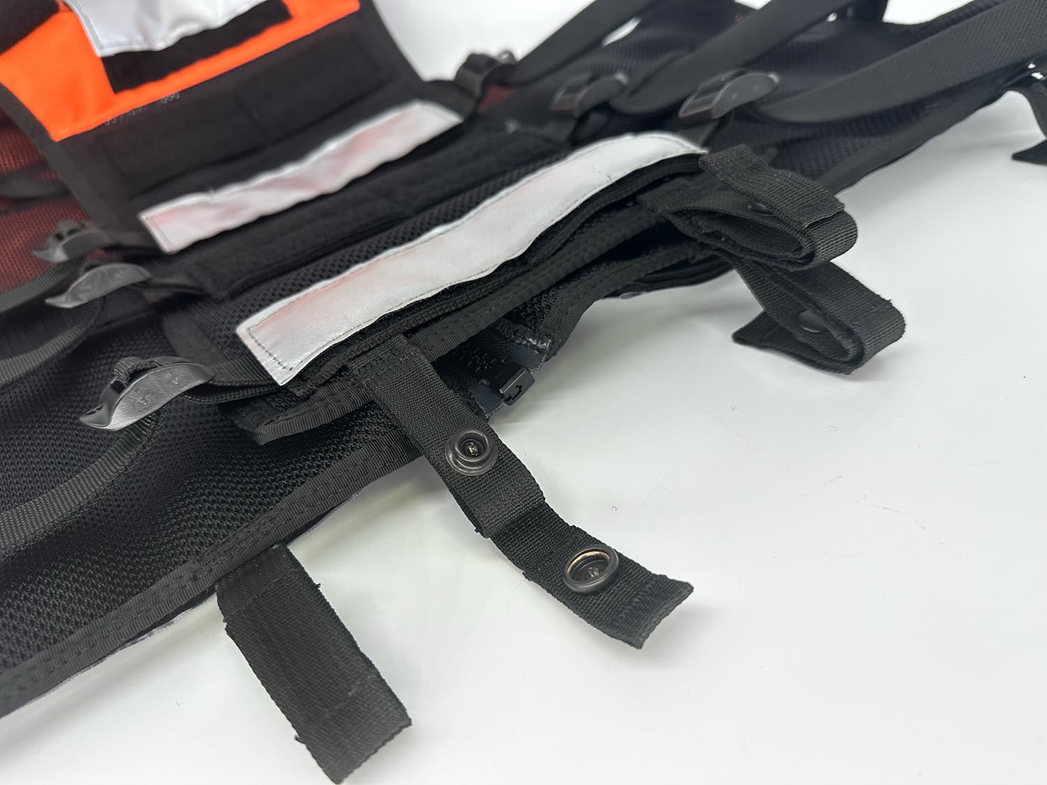 Amazon.com: Atlas 46 Saratoga Tool Vest with AIMS to Attach