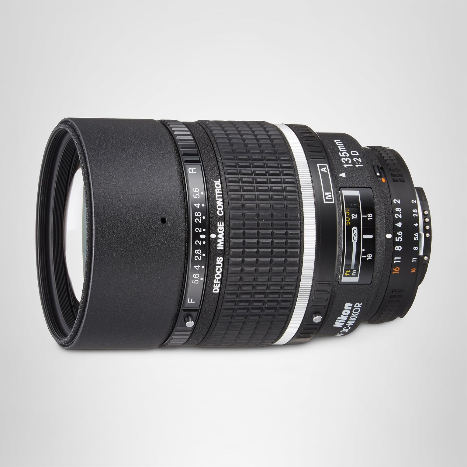 Amazon | Nikon 単焦点レンズ Ai AF DC Nikkor 135mm f/2D フルサイズ