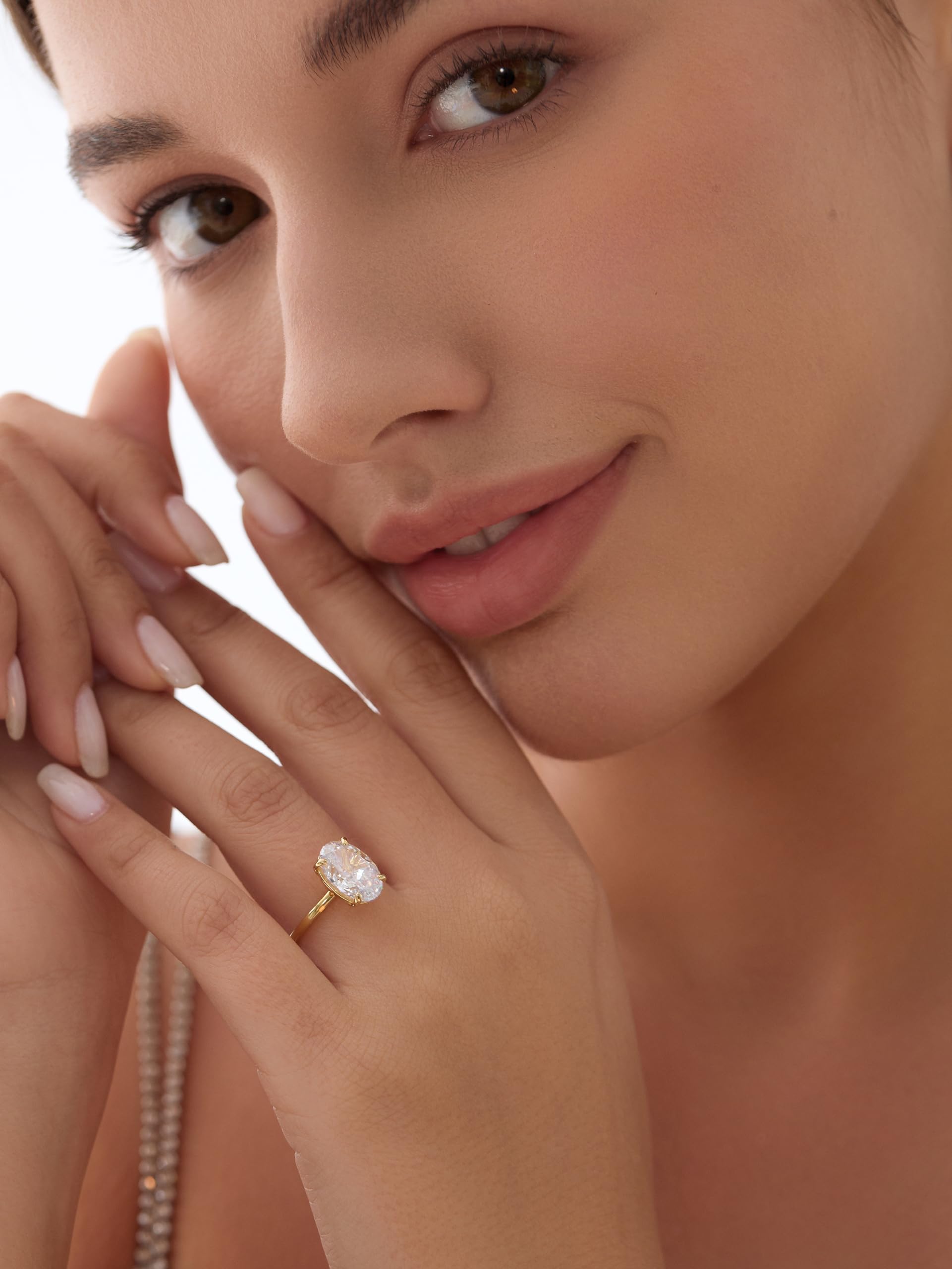 Michooyel Anillos de compromiso chapados en oro de 18 quilates con circonita cúbica de corte ovalado de 4 quilates para mujer, anillo de boda de plata de ley, anillo de promesa