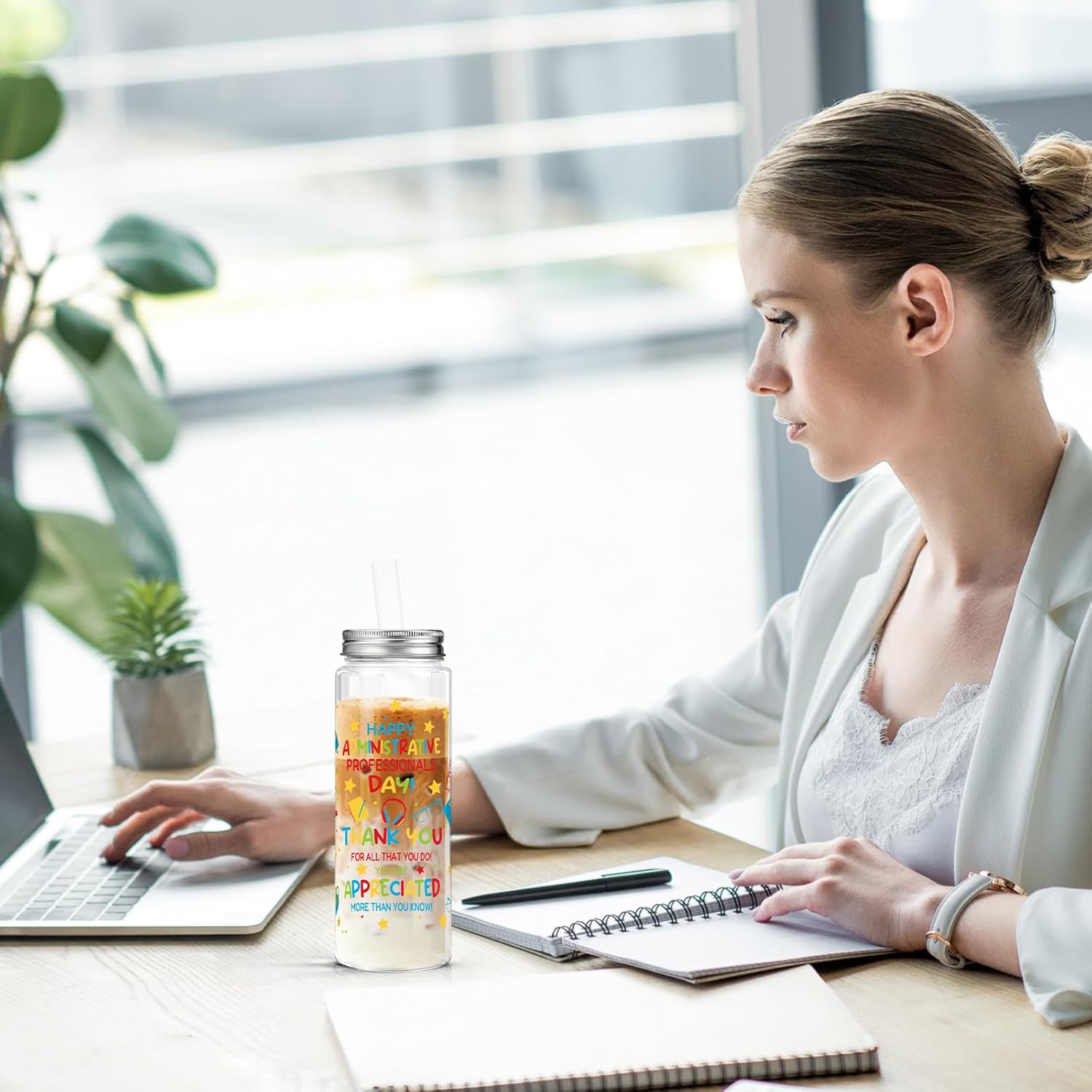 Vesici 24 Pcs Administrative Professionals Day Gift 14.2oz Admin Assistant Appreciation Gifts Cups with Lid and Straw Secretary Thank You Party Favors Tumbler for Women Office Secretary Employee