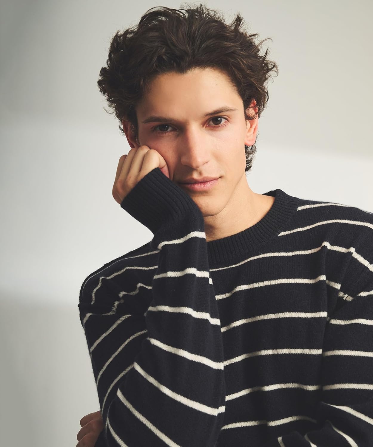 NAADAM Mens Lightweight Reversible Cashmere Striped Crewneck Sweater - Image 4