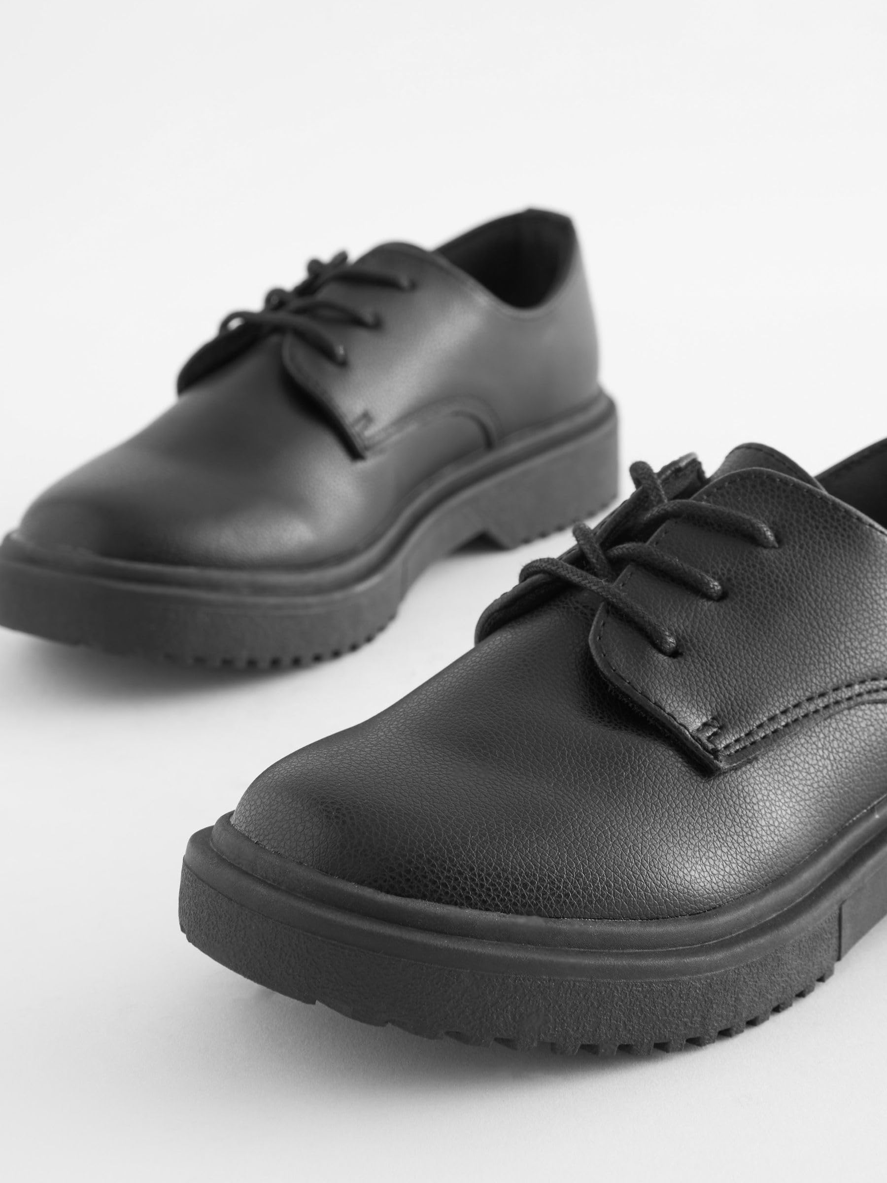 NEXT Ragazza Scarpe Stringate per la Scuola con Suola Spessa