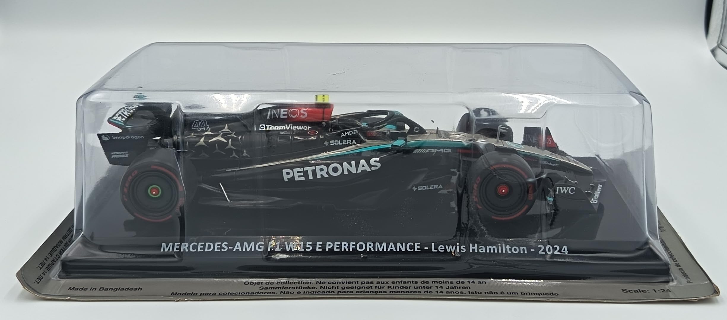 OPO 10 Voiture de Formule 1 1/24 Compatible avec Mercedes-AMG F1 W15 E Performance Lewis Hamilton 2024 F1 - OR107