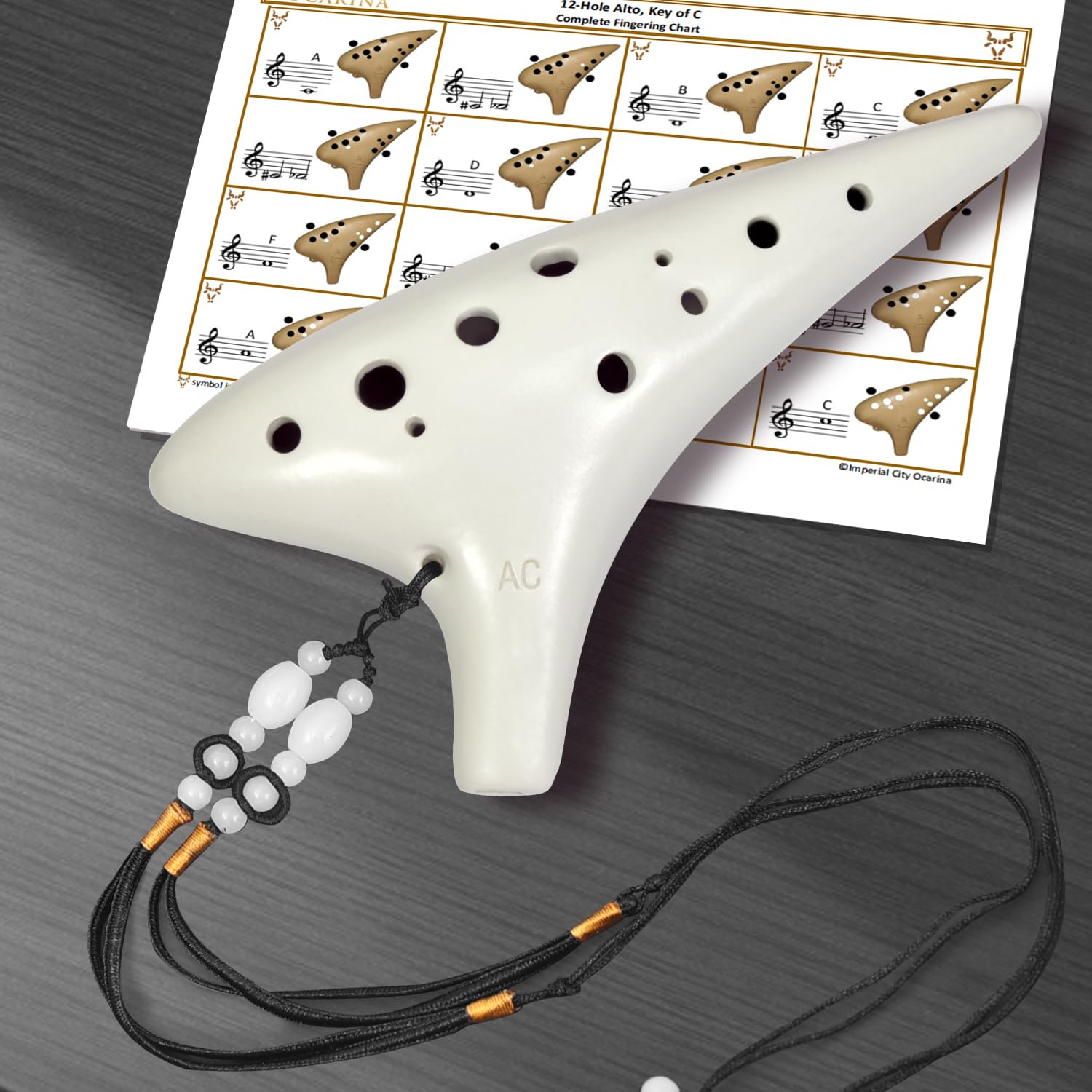 Alt-C-Schlüssel Weiß – Ocarina Professional Master Tuning 12-Loch Keramik Piccolo weißes Aussehen ist schöner, kommt mit Grifftabelle, Umhängeband und Aufbewahrungsbox