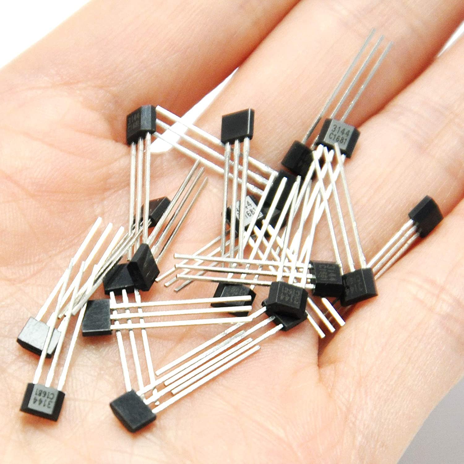 EPLZON Lot De 20 Capteurs à Effet Hall A3144 - Détecteur Magnétique 3 Broches Pour Arduino