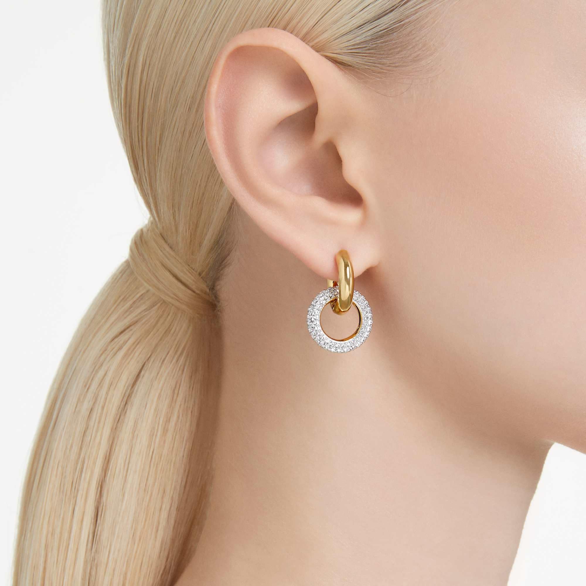 Swarovski Dextera Kollektion Kreolen, Asymmetrisches Design, Verschlungene Schlaufe, Weiß