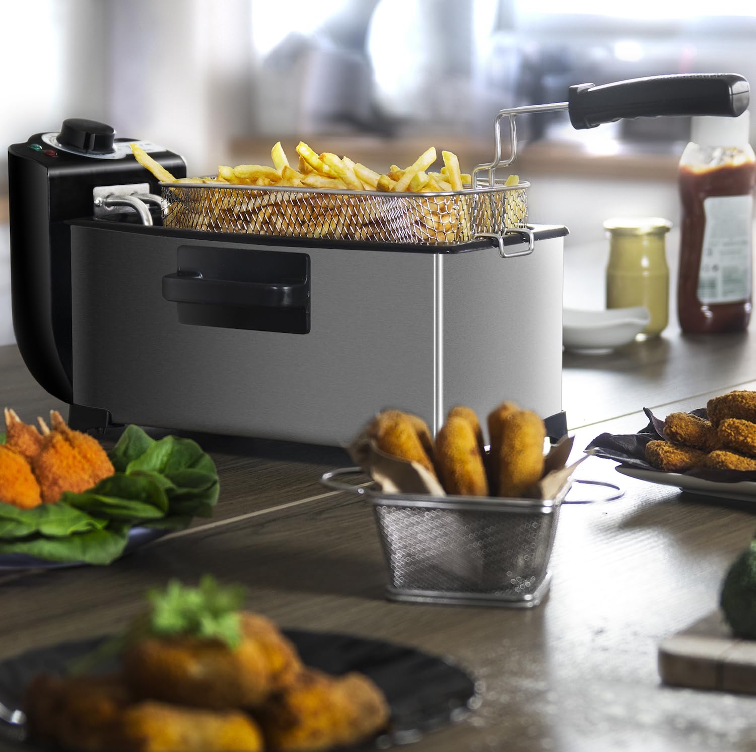 Cecotec Friteuse Électrique de 3L Cleanfry 3 L. 2000W, Acier inoxydable, Filtre OilCleaner, Corps, Cuve, Couvercle et Panier en Acier Inoxydable, Couvercle avec Fenêtre et Filtre Anti-odeurs