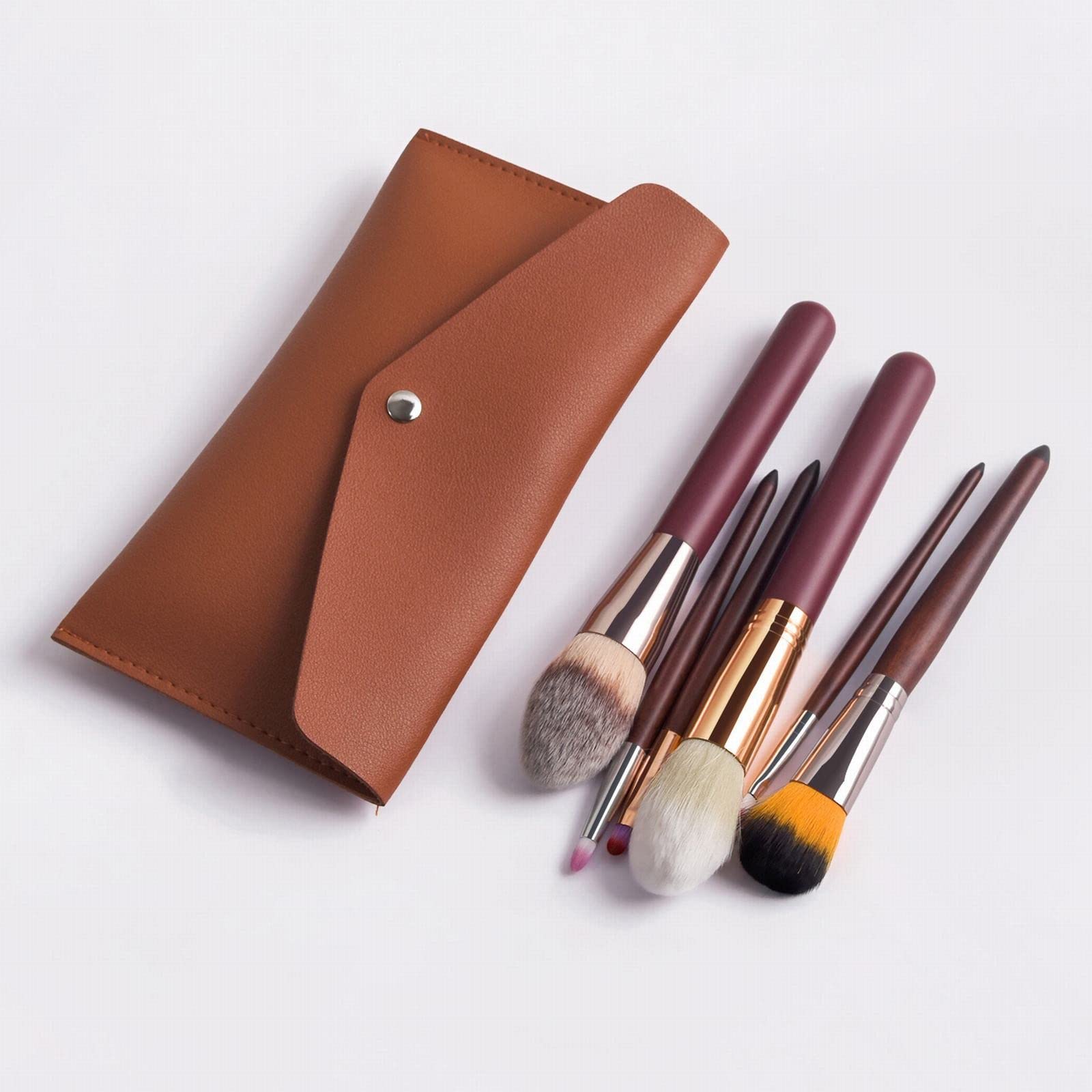 Juego de maquillaje avanzado de brochas sintéticas para base de maquillaje en polvo y sombras de ojos, juego de brochas de maquillaje para principiantes, juego pequeño de brochas de maquillaje de bell