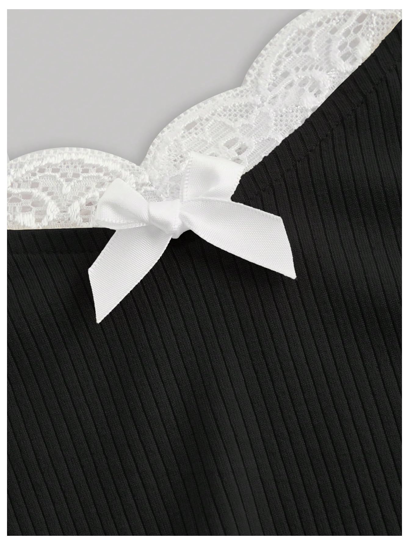 Verdusa Women's Contrast Lace Halter Neck Lettuce Trim Casual Crop Tee Tops: Large Black