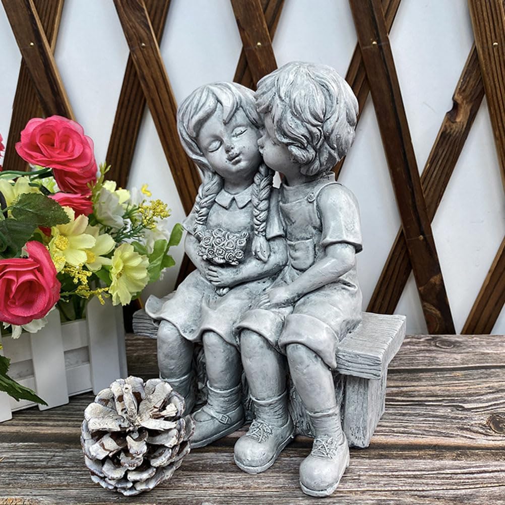 Boy Kissing Girl Statue Sitting on Bench Figurine, Puppy Love Kissing Couple Durable Home Ornament for Lover Birthday Present Art Collection Outdoor Lawn Yard Patio