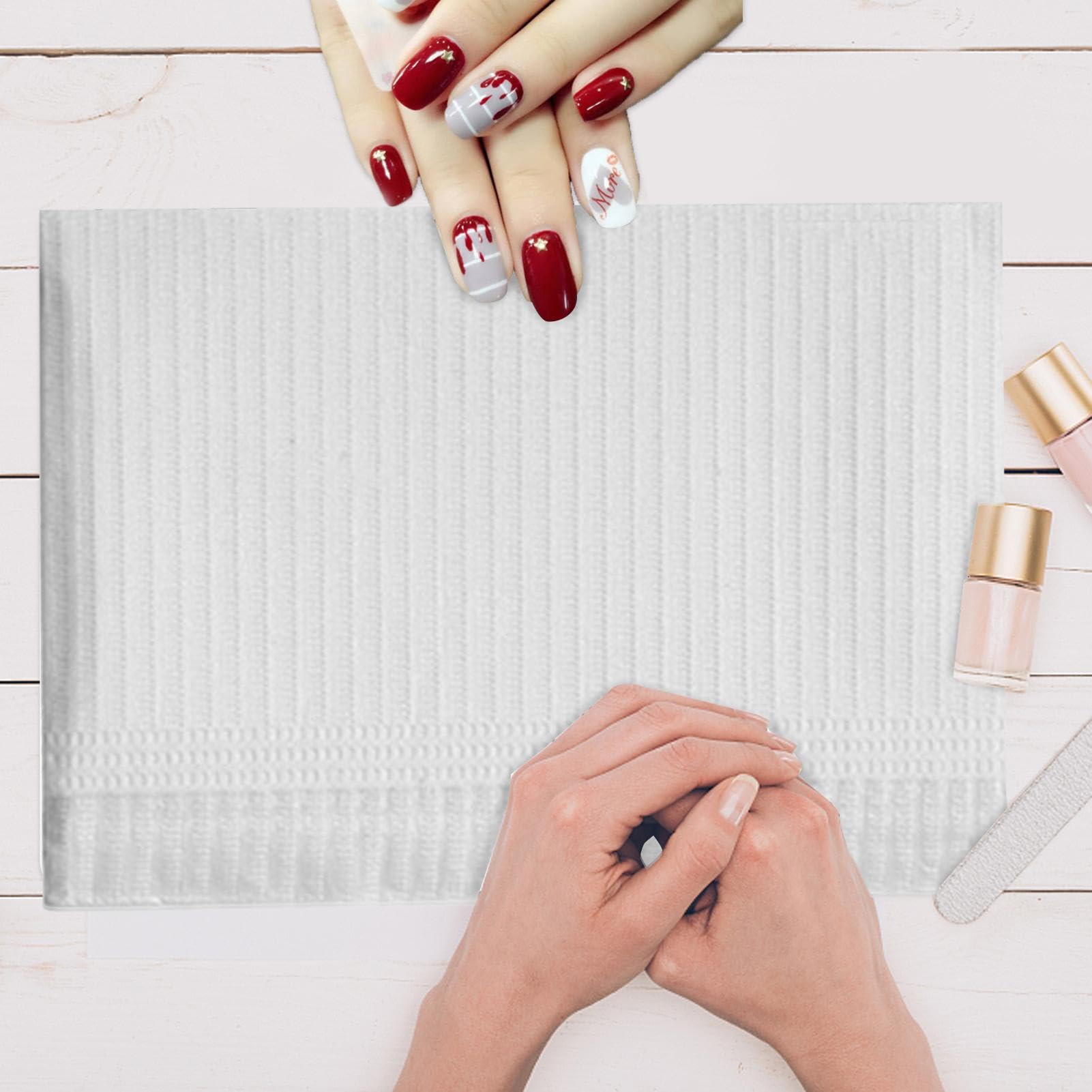 50 Pezzi Tappetino Per Unghie Tovaglia Tatuaggio Monouso Tovaglioli di Carta, Copertura Del Tavolo Per Unghie Tamponi Per Tavolo Manicure Con Disegno A 3 Strati Per Salone Di Manicure E Tatuaggio