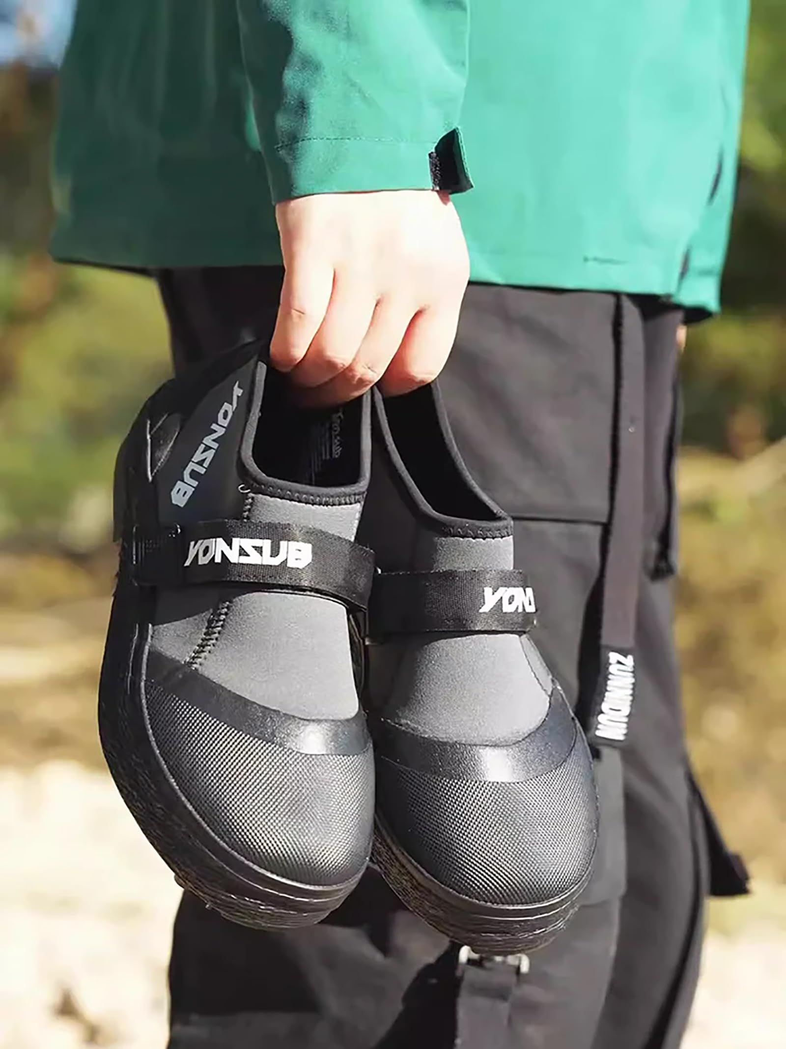 Botas de pesca antideslizantes de neopreno, zapatos de vadeo ligeros con suela tachonada de acero y protección de los dedos para pesca en roca, senderismo y deportes al aire libre