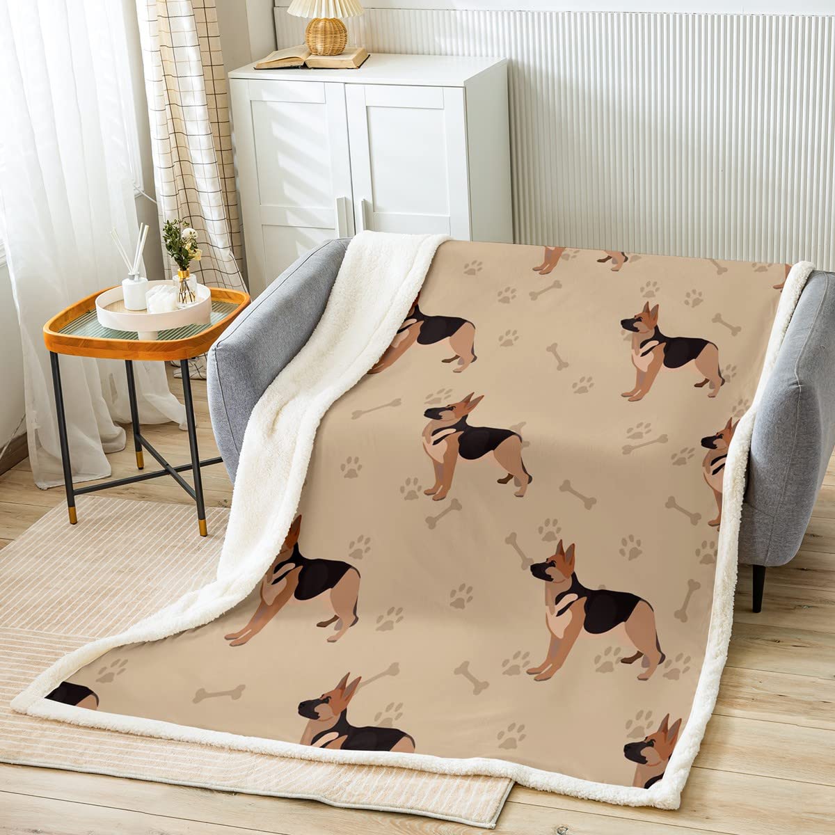 Couverture plaid sherpa chien pour moments cocooning sur lit et canapé