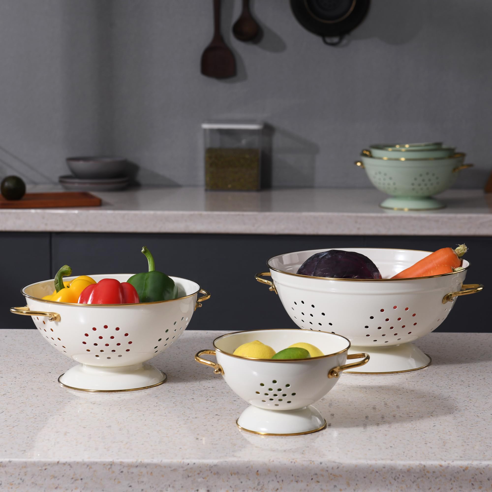Set di Scolapasta in Metallo - 1, 3,5 e 5 Litri, Colapasta con Manico e Base, Colino da Cucina per Pasta, Frutta e Verdura, Lavabile in Lavastoviglie (Crema)