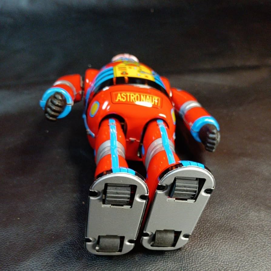 ブリキ玩具ロボット●WIND-UP WALKING ASTRONAUT Wind Up Astronaut Walking Robot TIN TOY Clockwork Mechanical