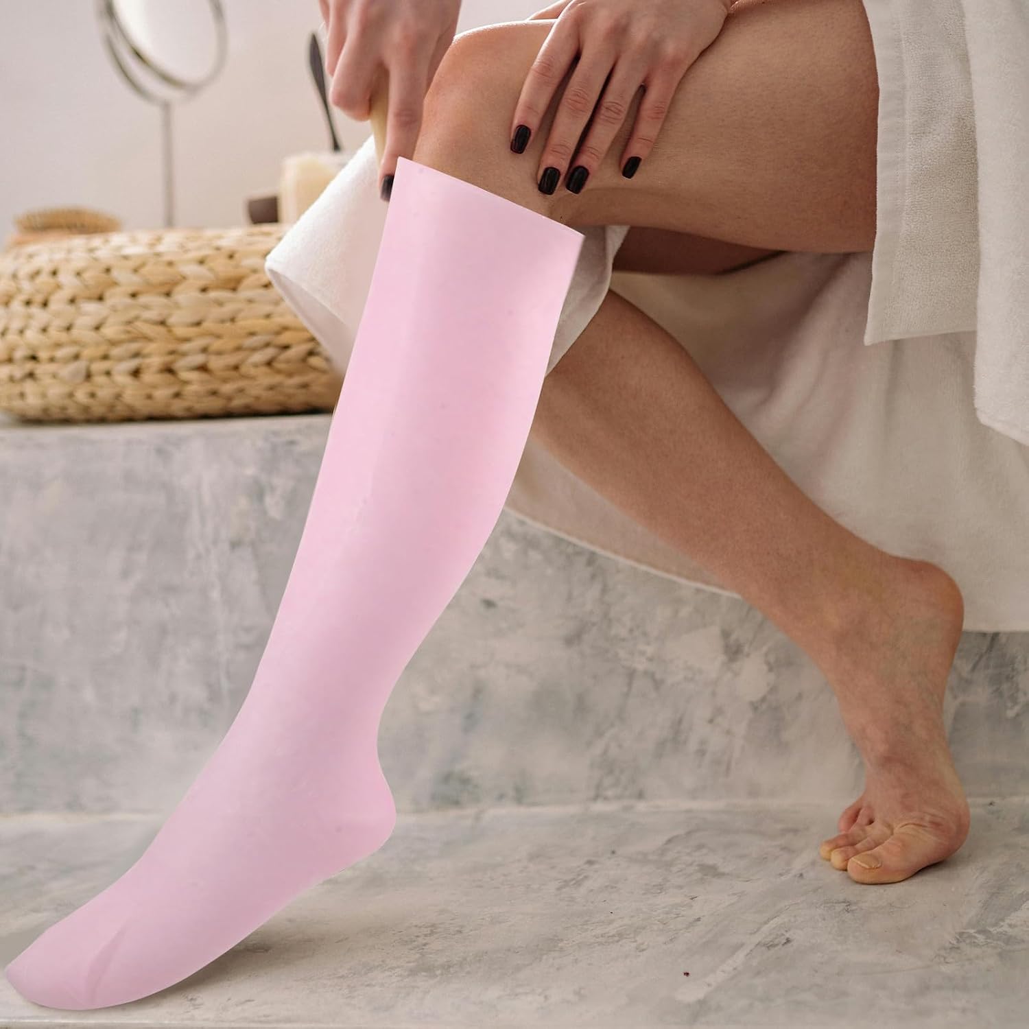 Mikinona Long Moisturizing Gel Socks for Cracked Heels, Knee-High Foot Care Socks for Men and Women, Soft Elastic SEBS Material for Overnight Foot Care and Skin Softening, 1 Pair Pink