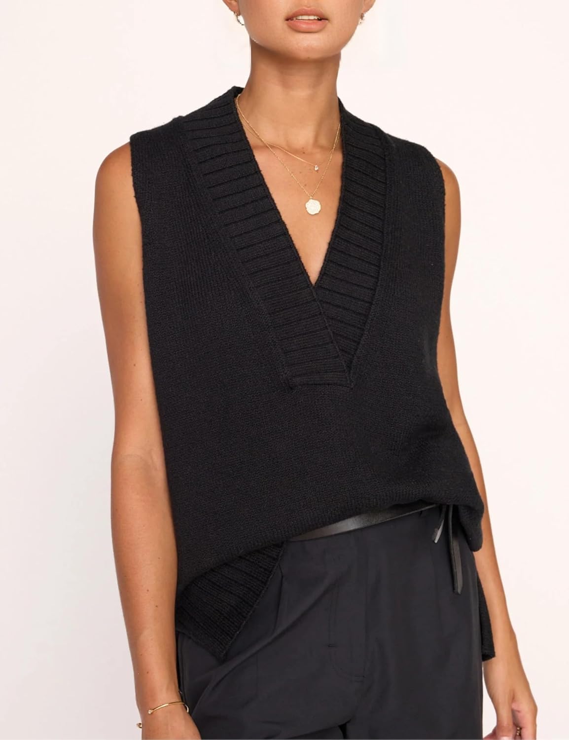 Daacee Women's V Neck Sweater Vest Casual Summer Loose Side Slit Sleeveless Pullover Knit Tank Summer Tops - Image 3