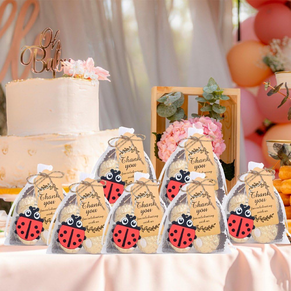 Confezione 20 Bomboniere a Tema Coccinella, Include 20 Portachiavi, 20 Etichette E 20 Sacchetti Regalo per Feste a Tema Coccinella, Baby Shower, Compleanni, Riempitivi per Sacchetti Regalo