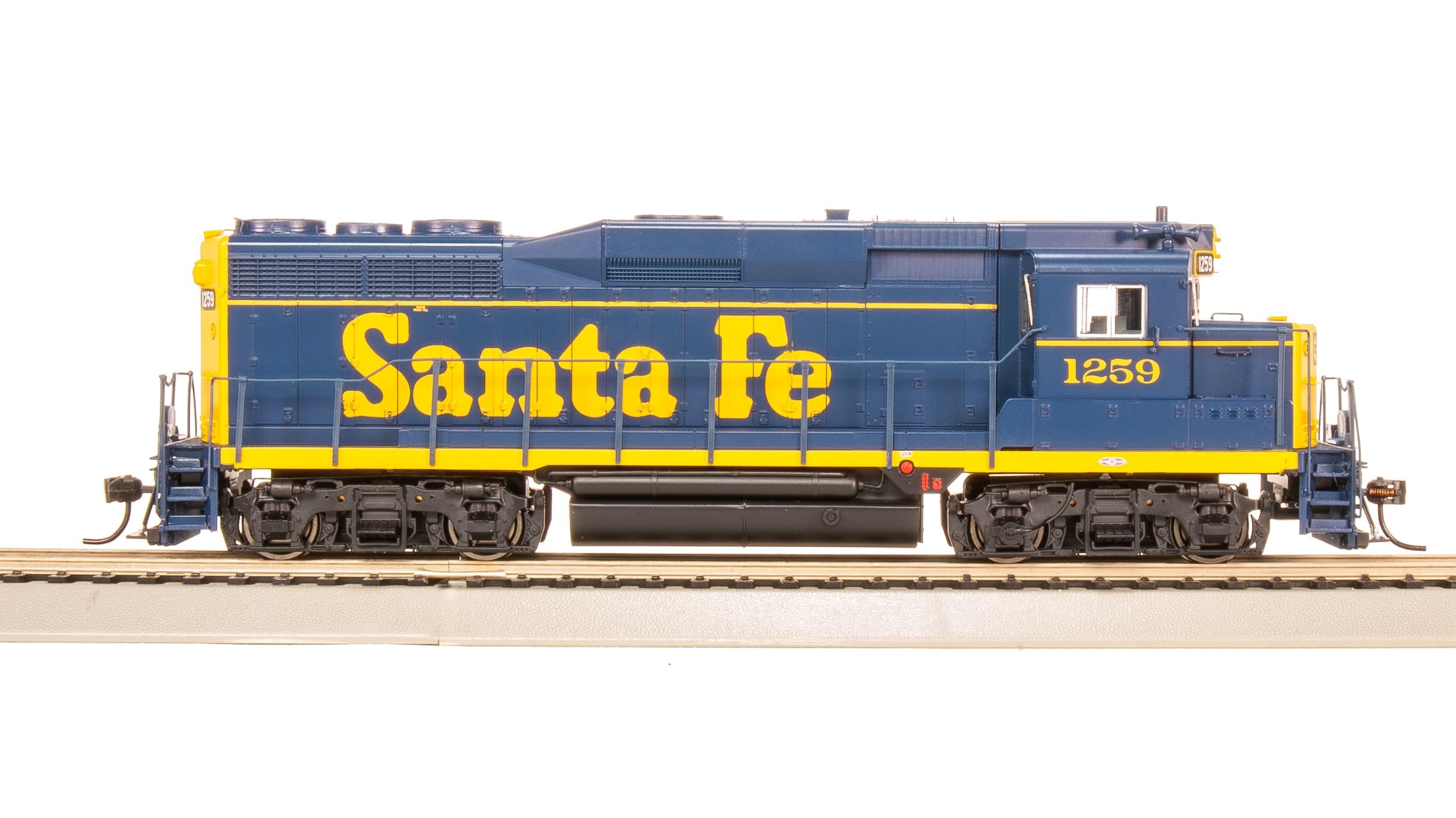 Broadway Limited 9131 EMD GP30, ATSF 1263, Bookend Scheme, Paragon4 Sound/DC/DCC, HO Scale