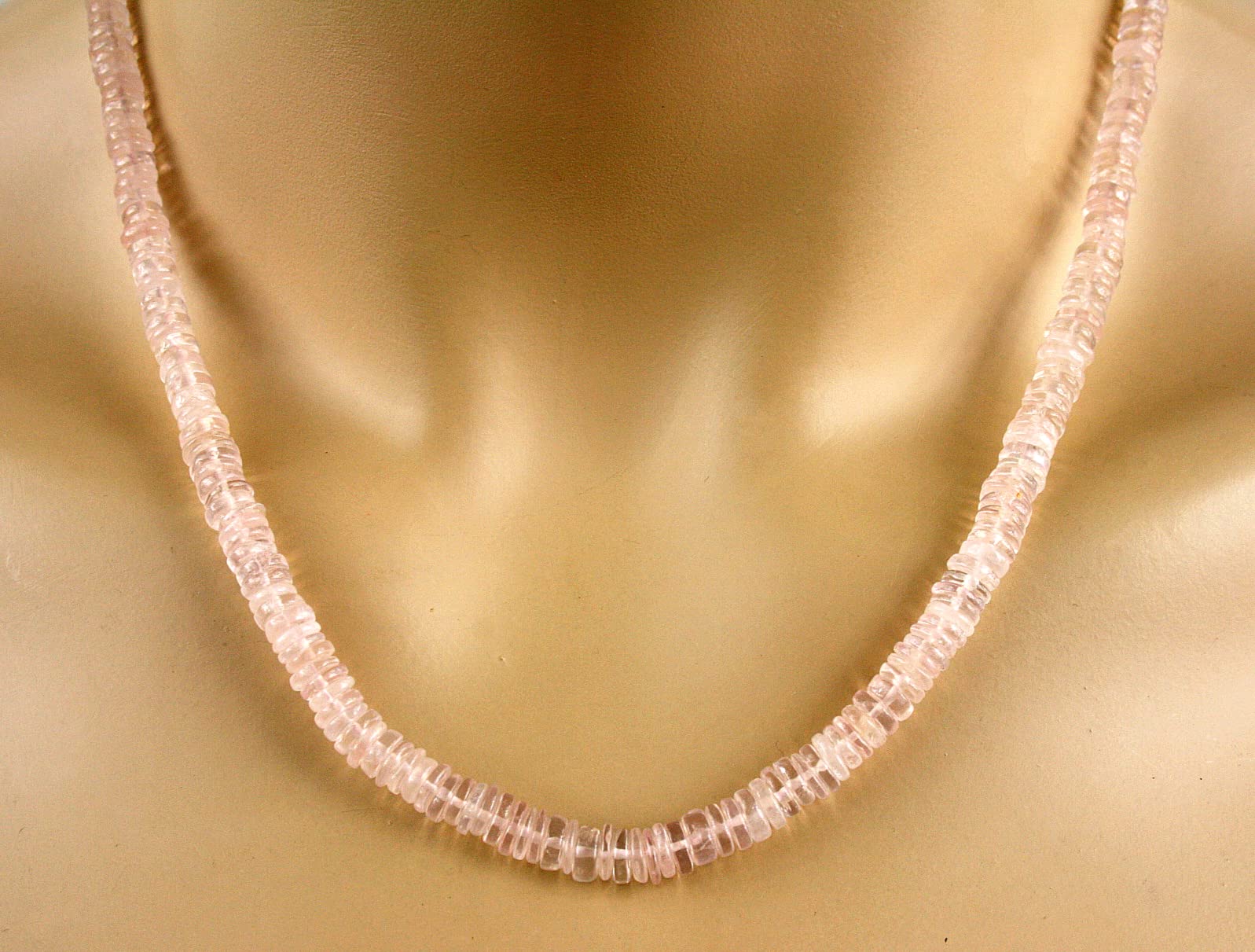 Rosenquarz Kette – Collier in rosa, mit facettierten runden Scheiben, 105,50 Karat