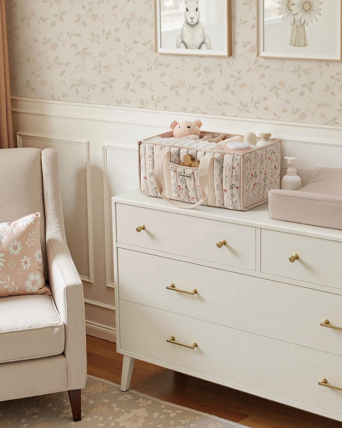 Blissful Diary Panier Rangement Bébé, Organiseur de couches pour Table à Langer, panier de rangement pour couches et lingettes pour bébé, cadeau pour fête prénatale, Fleurs Beiges