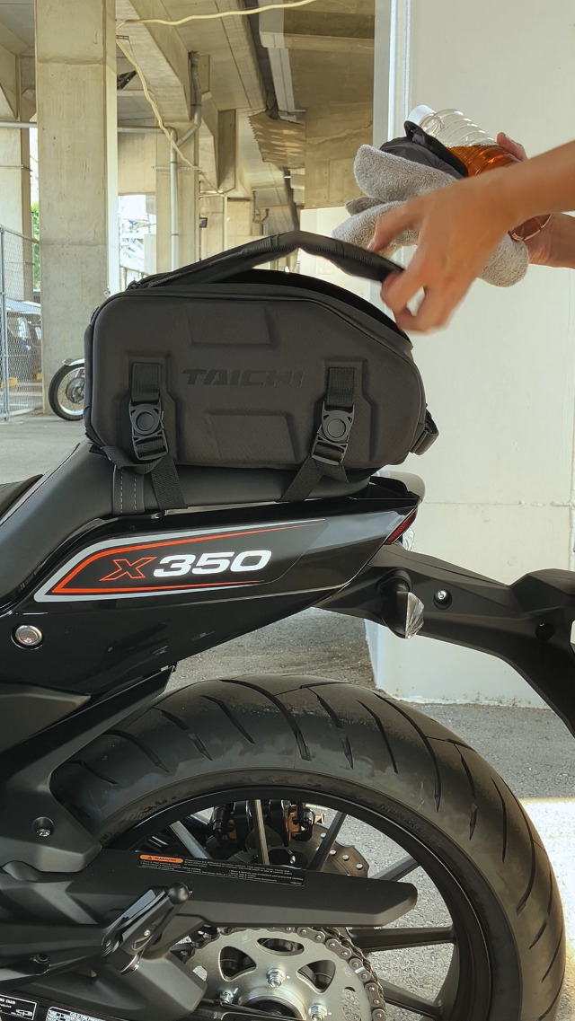 Amazon | RSタイチ(RS TAICHI) バイク シートバッグ 車載バッグ 固定