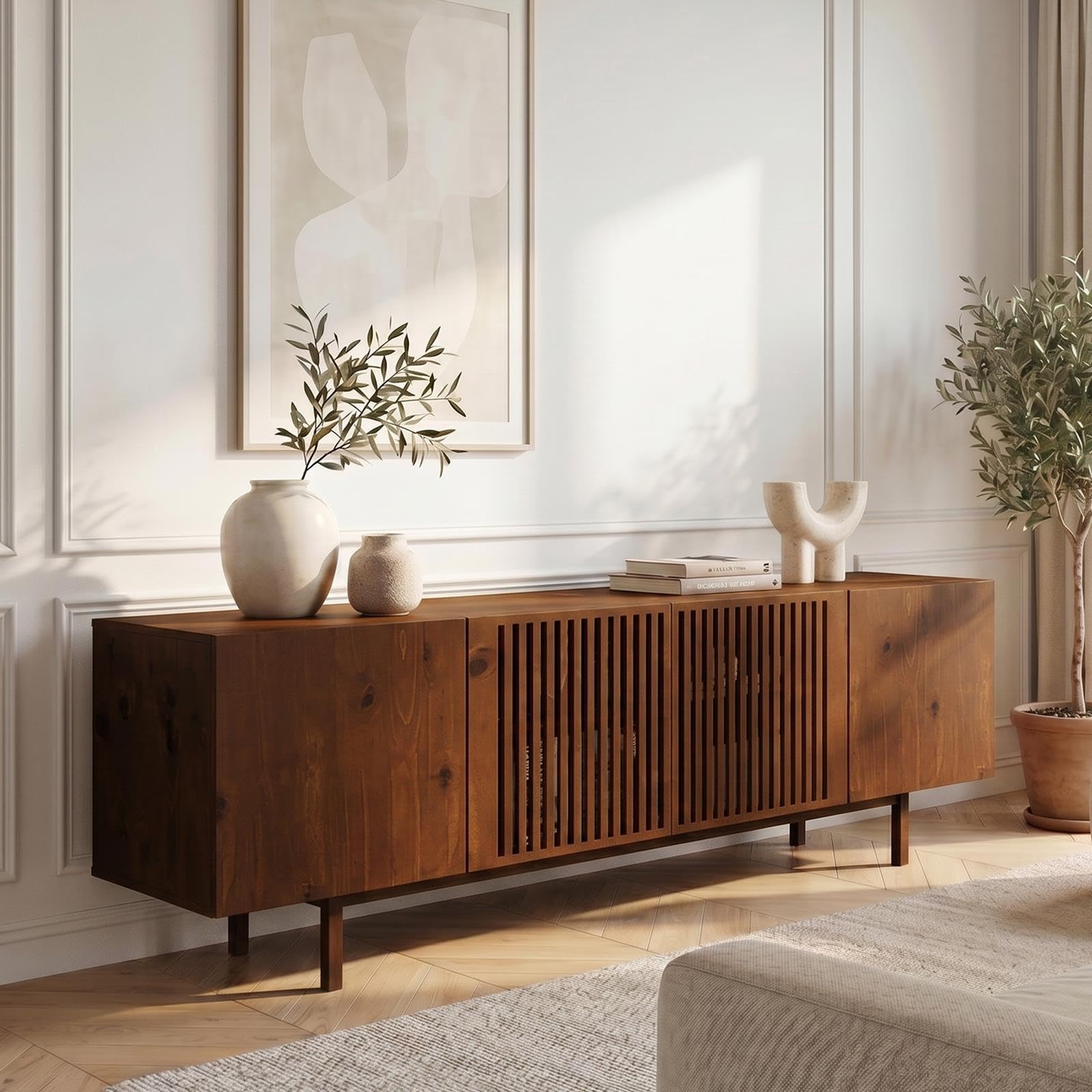 IDIMEX Lowboard Linn, 180 cm aus Massivholz, Kastanie Finish - TV Lowboard mit Lamellentüren, TV Schrank aus Kiefernholz, Sideboard für Wohnzimmer und Flur, niedrige Kommode mit Stauraum.