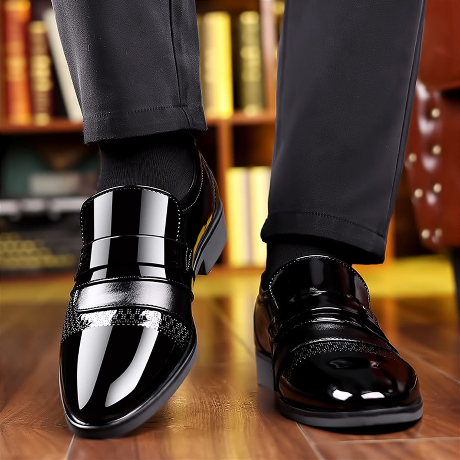 Scarpe Uomo Pelle Casual Senza Lacci Scarpe Uomo Eleganti Nere Cuoio Lucide : Brogue Derby Slip-On Sneaker Resistente Antiscivolo Boat Shoes Leggere Scarpe per Sposo Matrimonio Uso Quotidiano