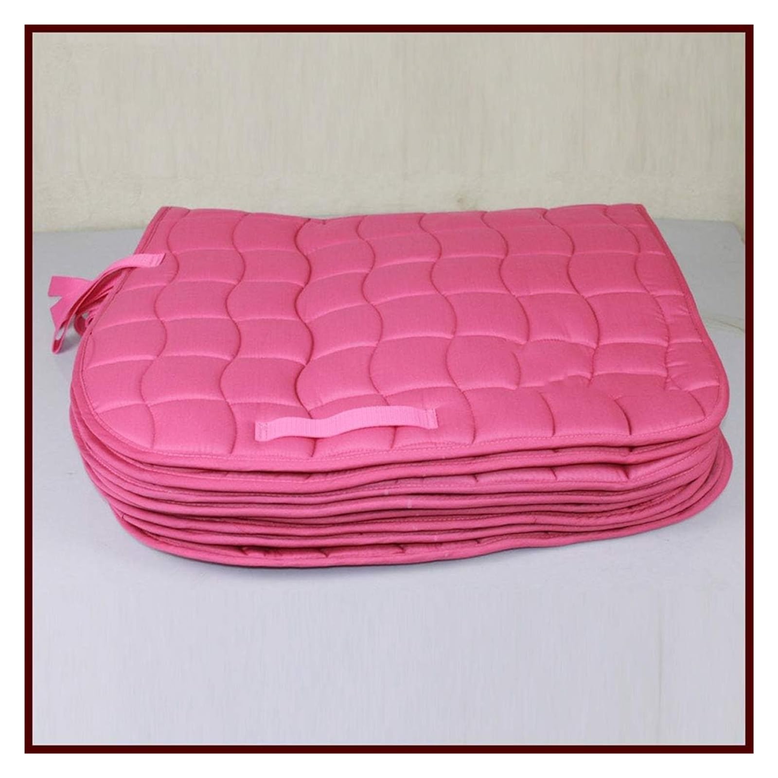 Mantilla amortiguadora ecuestre， Mantilla for silla de montar de caballo Mantilla for silla de montar occidental Mantilla for silla de montar de moda for espectáculos ecuestres Magenta Sports Knight E