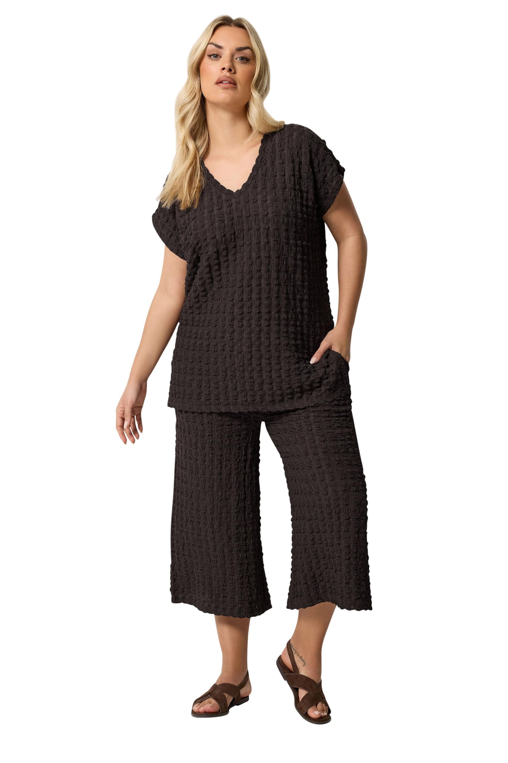 Yours - Women's Cropped Trousers - Chocolate - Size 22-24