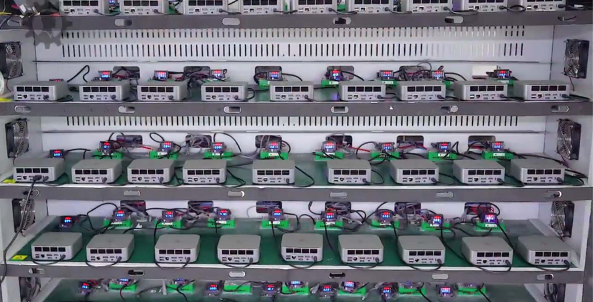 Amazon.com: Beelink SER9 Pro Mini PC, AMD Ryzen 7 H 255(8C/16T, up to  4.9GHz), 32GB LPDDR5X 1TB PCIe4.0 SSD, Desktop Computer 4K@240Hz Triple  Display HDMI 2.1+DP2.1+USB4, WiFi 6, BT5.2, 2.5G LAN, Al