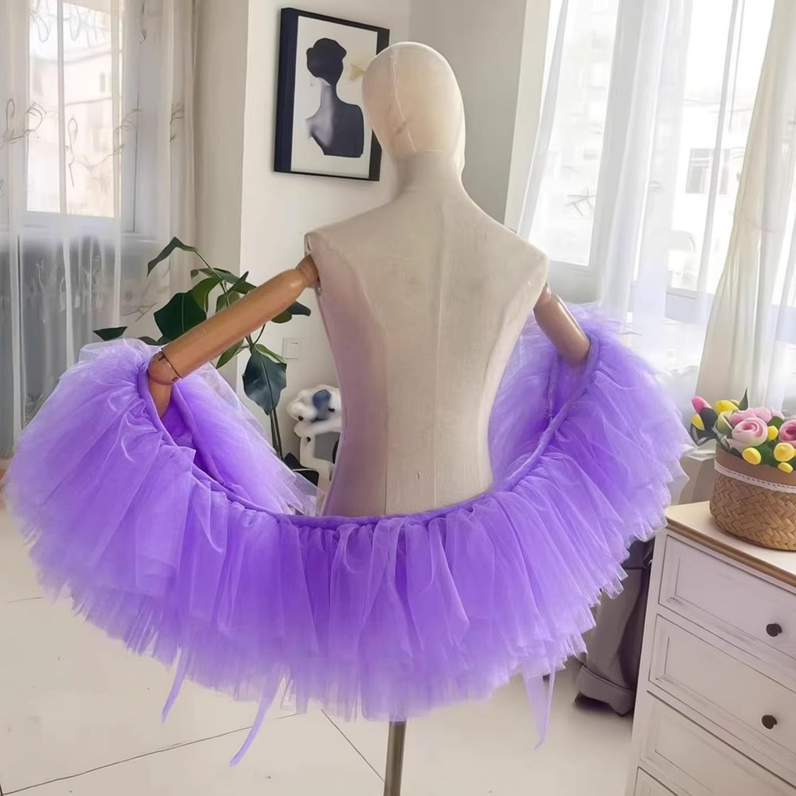Elegante stola scialle decorativa da donna, accessorio alla moda per servizi fotografici e feste serali in tulle