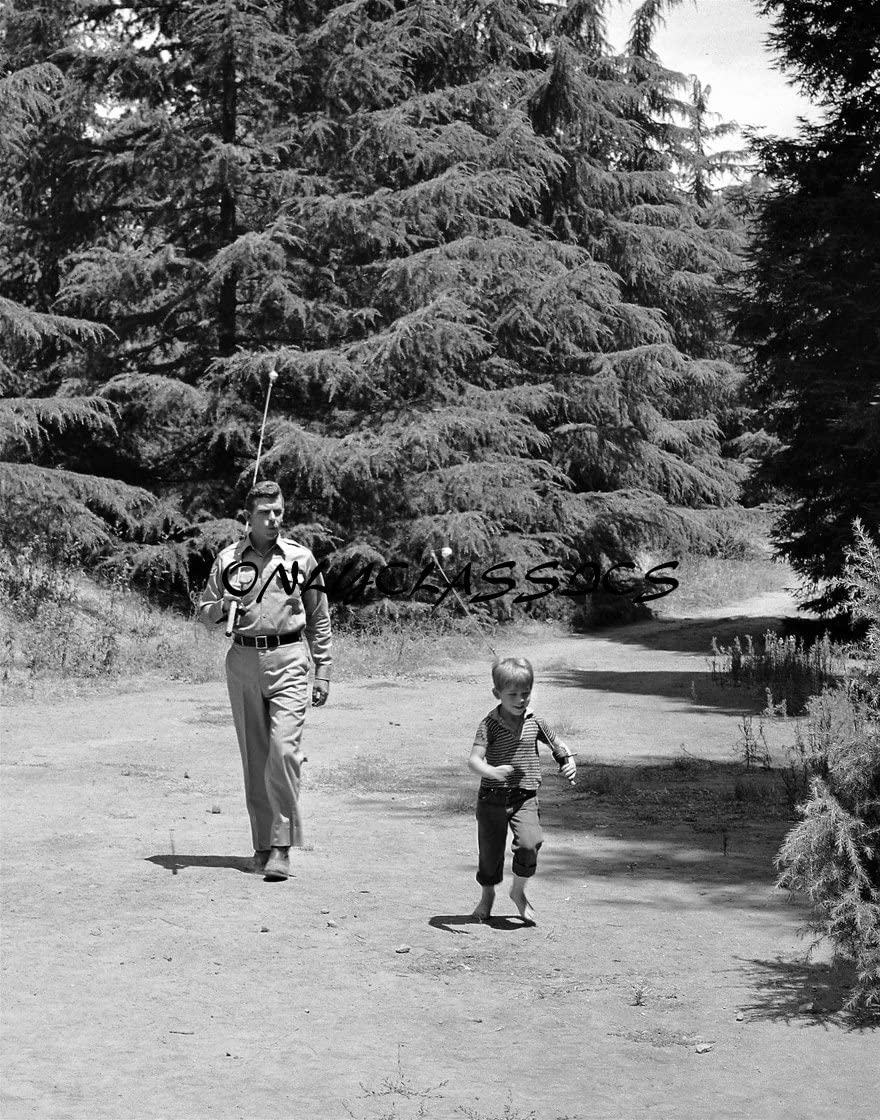 andy griffith fishing poles Amazon.com: ANDY GRIFFITH TELEVISION OPENING SCENE GOING FISHING 11X14  POSTER RON HOWARD: Posters & Prints