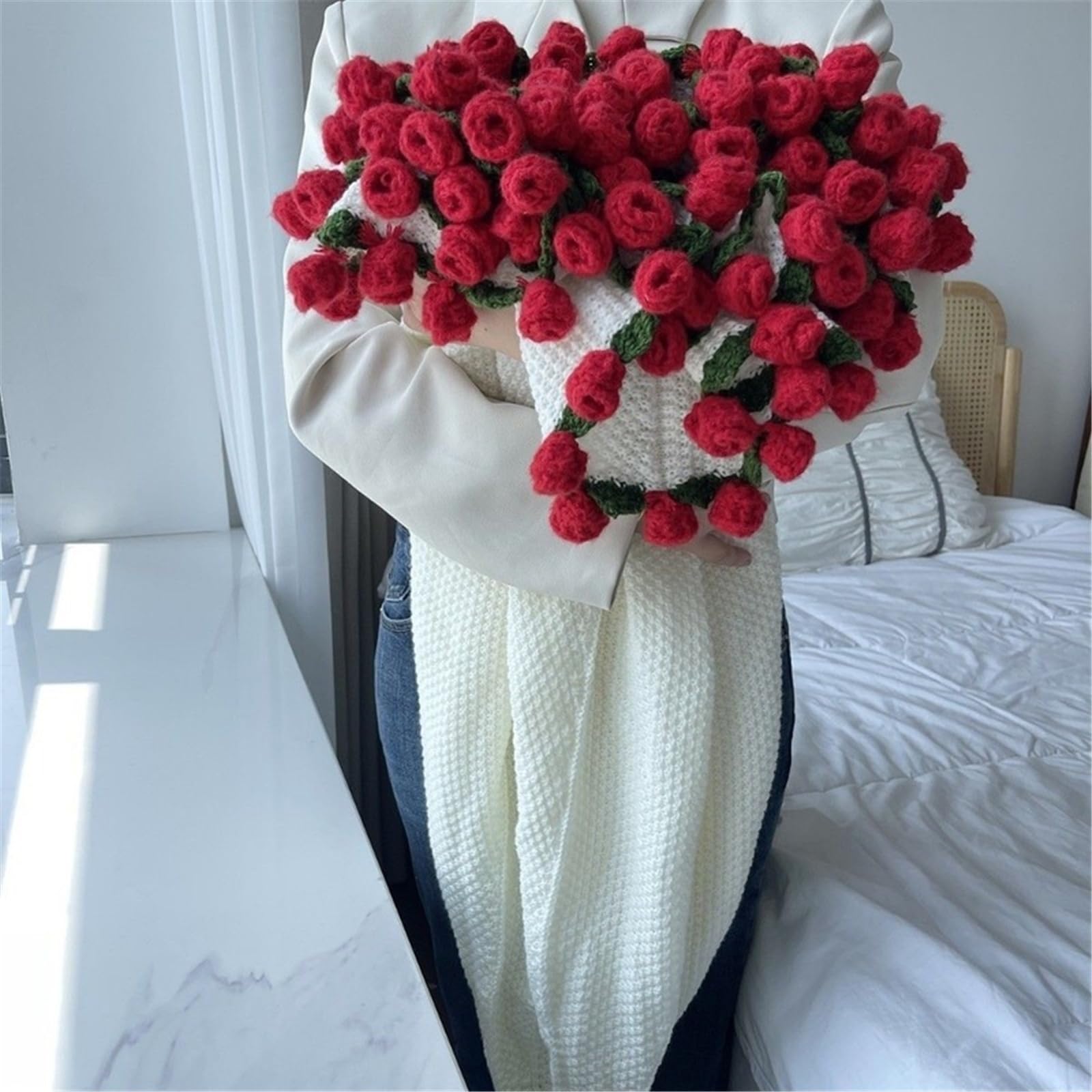 Generico Coperta con bouquet di rose e lillà lavorata a mano - Filato floreale viola per la festa della mamma e San Valentino(Blue white cloth,Diameter 60cm)
