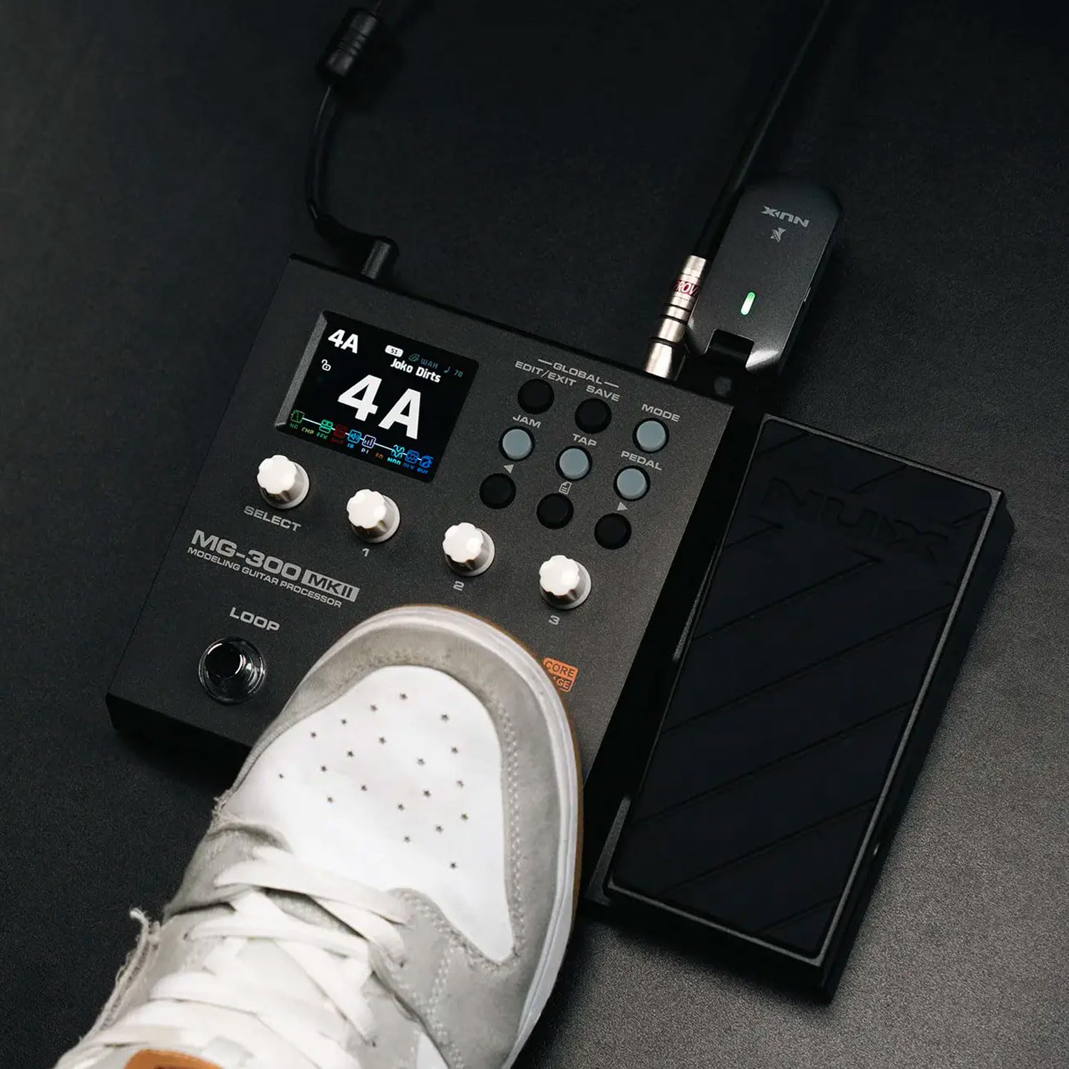 NUX MG-300 MKII Multi-Effektgerät Amp-Modeler Effektpedal für E-Gitarre + keepdrum Kopfhörer