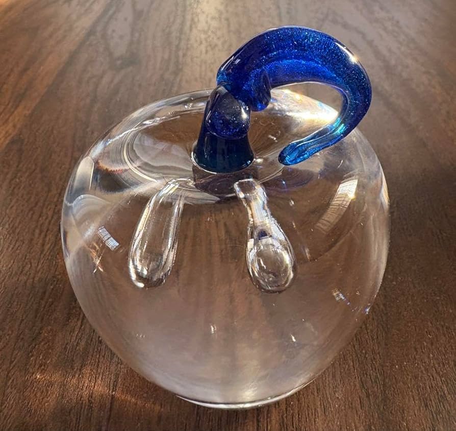 りんごの置物　リチャード・ラカム作　スウェーデン Amazon.co.jp: りんごの置物 リチャード ラカム作 スウェーデン