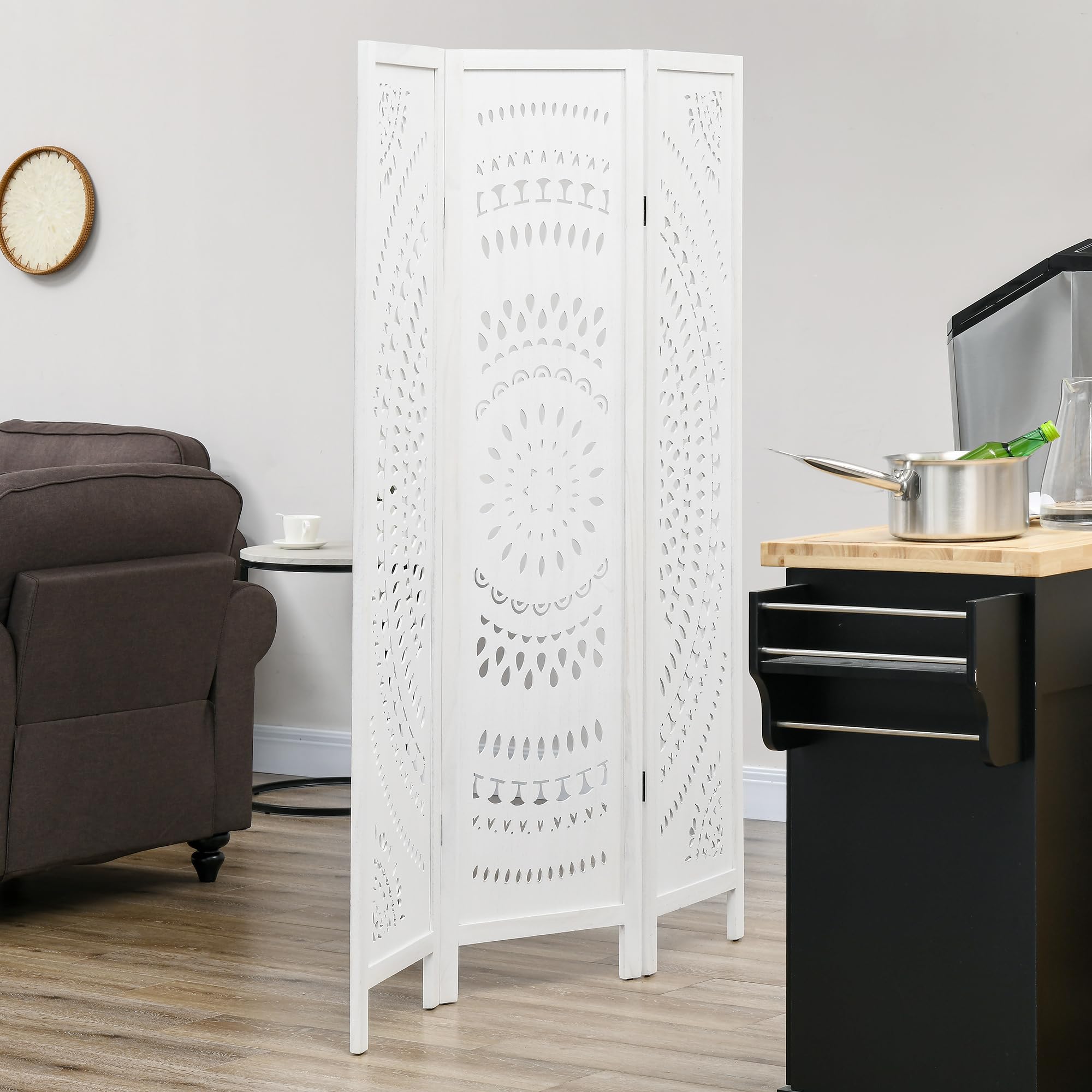 HOMCOM Biombo Plegable de 3 Paneles de Madera, 120x170 cm, Blanco | Biombo Separador de Ambientes, Patrones Tallados Elegantes, Decoración para Dormitorio, Salón