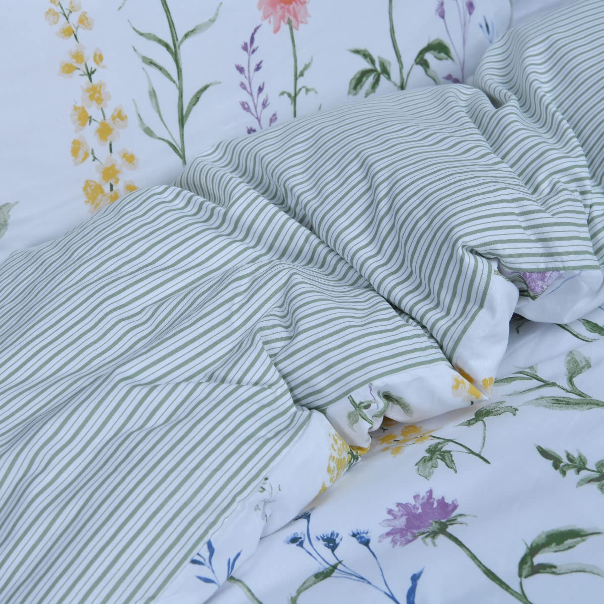 Housse De Couette 200x200 Cm 100% Coton - Motif Fleurs Roses Et Feuilles Vertes Sur Fond Beige - 3 Pièces (Housse + 2 Taies 65x65) - 4