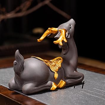 Handcrafted Purple Clay Tea Pet, Small Deer Tea Pets Ornaments, Chinese Kung Fu Tea Accessories, 4.7 * 1.77 * 3.35 Inch,A [Energy Class A]